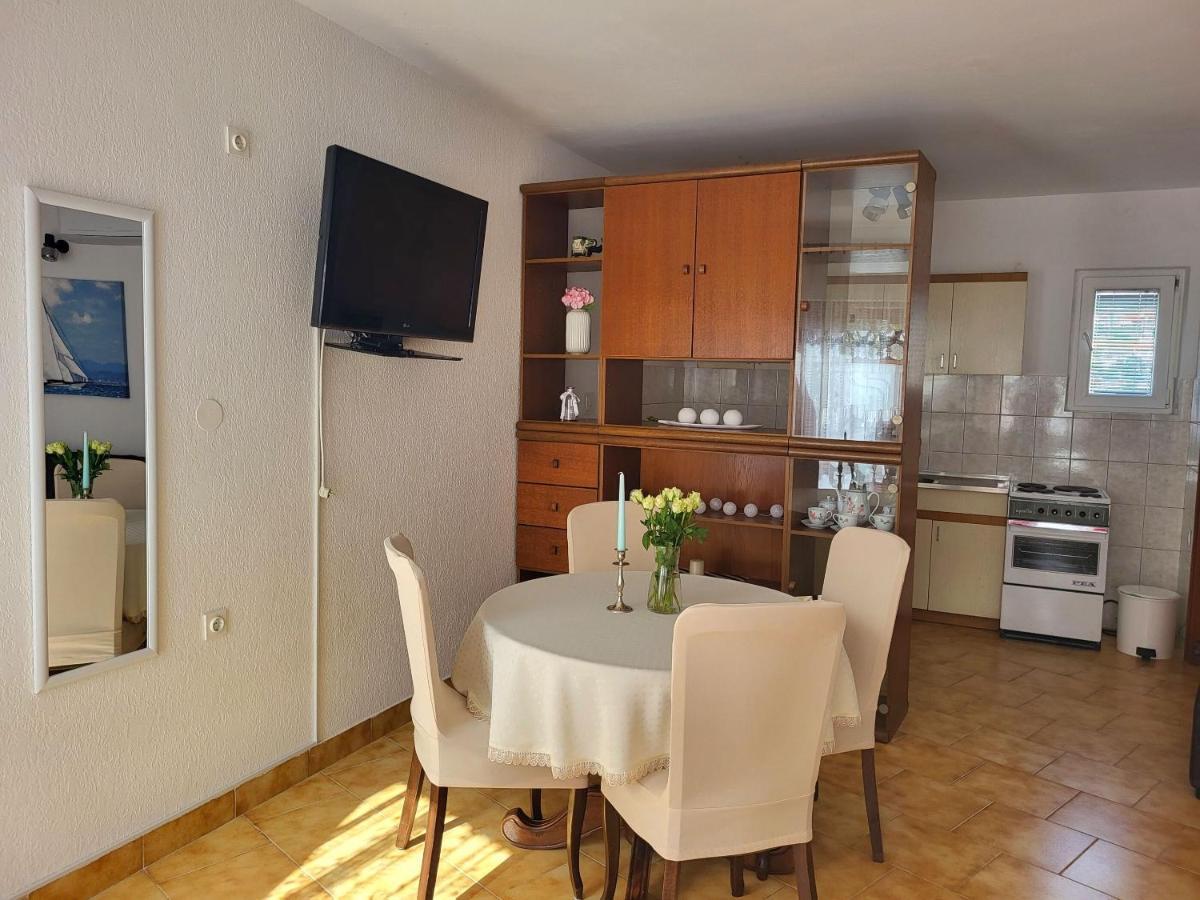 Apartments Gorana ノヴィ・ヴィノドロスキー エクステリア 写真